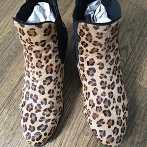 Leopard Nicole Miller Booties Size 7